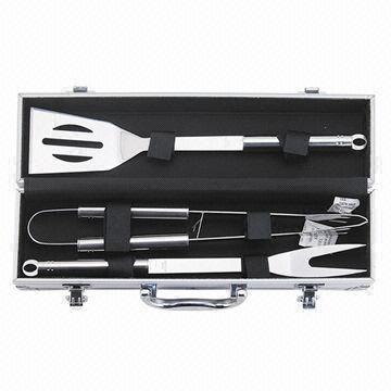 3-piece BBQ Tools Set with Aluminium Suitcase Packing