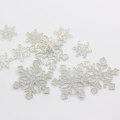 Hot sale Snowflake Transparent Flatback Resin Cabochon For DIY Art Decor Υπνοδωμάτιο Επιτραπέζια στολίδια Χάντρες Γούρια