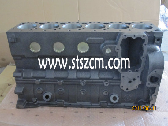 PC200-7 ENGINE BLOCK