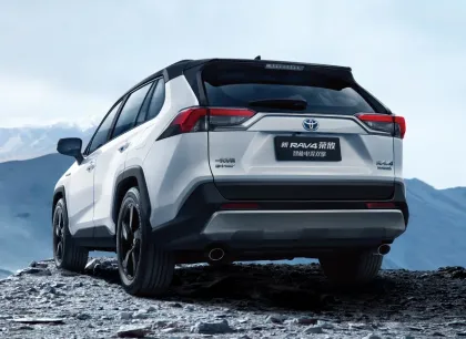 Used Toyota RAV4 Rong Fang Second Hand Low Price Electric Car