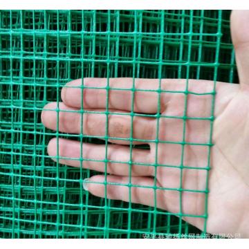 PVC coated galvanized welded wire mesh para sa mga kuneho cages