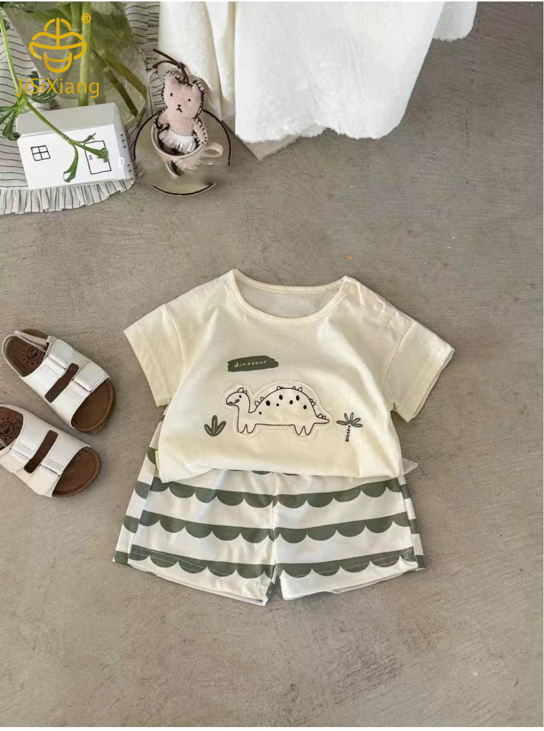 漫画子供用恐竜プリント半袖セット