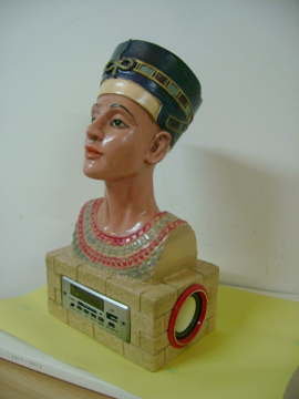 creative speaker with FM radio