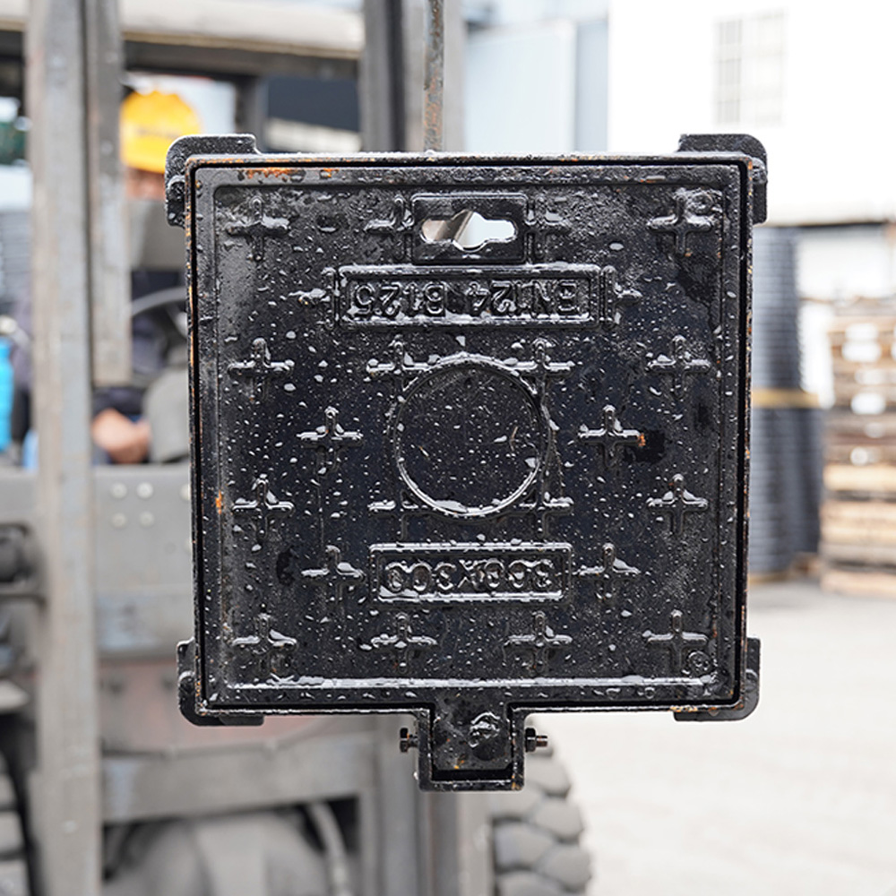 Square Well Compatible Ductile Iron Manhole Cover 300x300