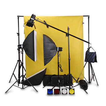 Photographic Equipments Light Stands from 200 to 320cm with Air-cushion, Made of Aluminum Aloy