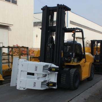 Truccino per carrelli elevatori da 7 tonnellate con morsetti di rotolo di carta