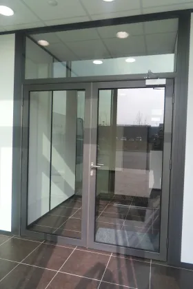 Store aluminum swing door
