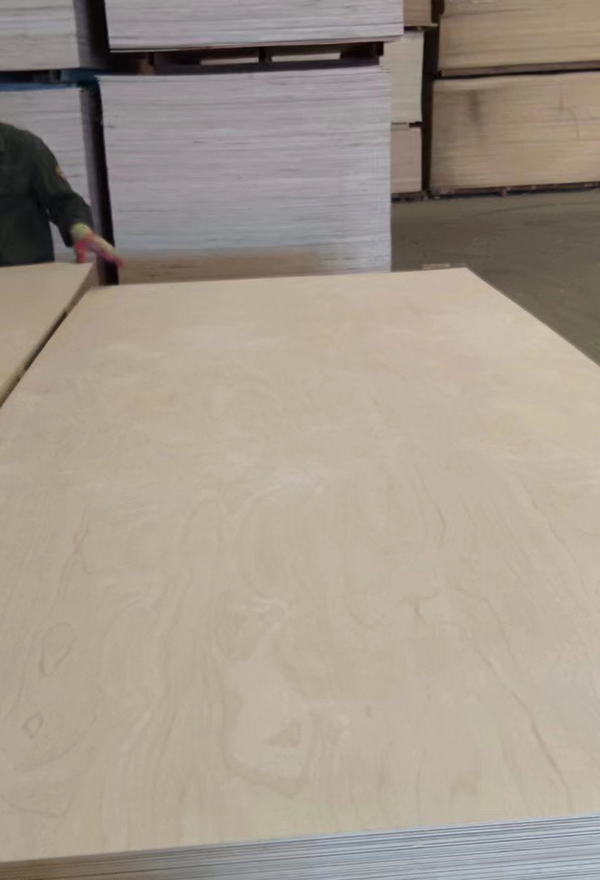 BIRCH PLYWOOD