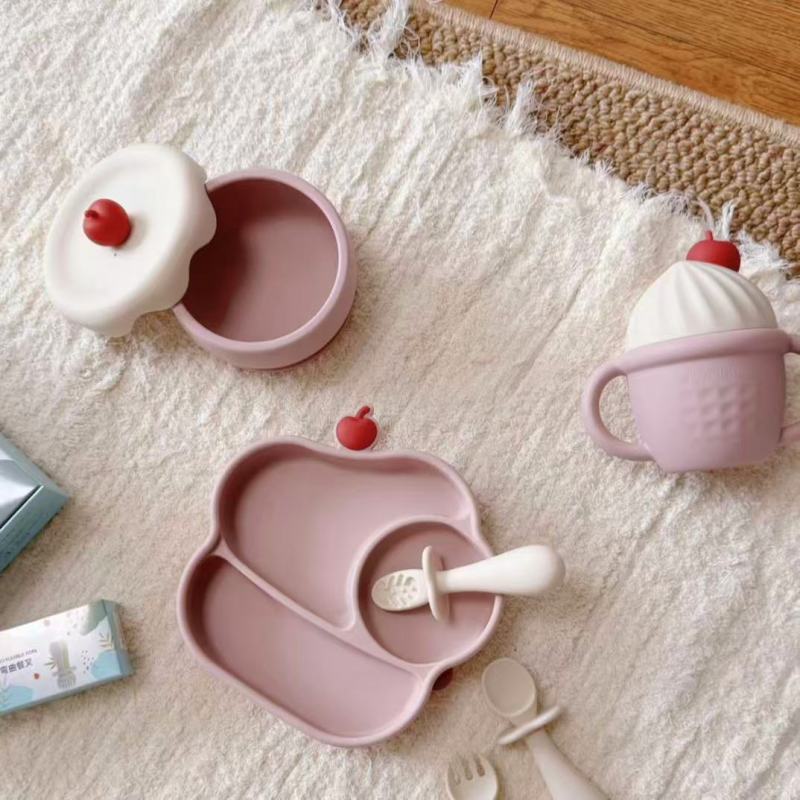Soft Pastel Kids Dinner Set with Ergonomic Design