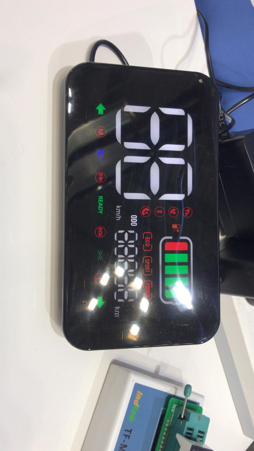 Vehículo eléctrico de pantalla LED personalizada con color nulti