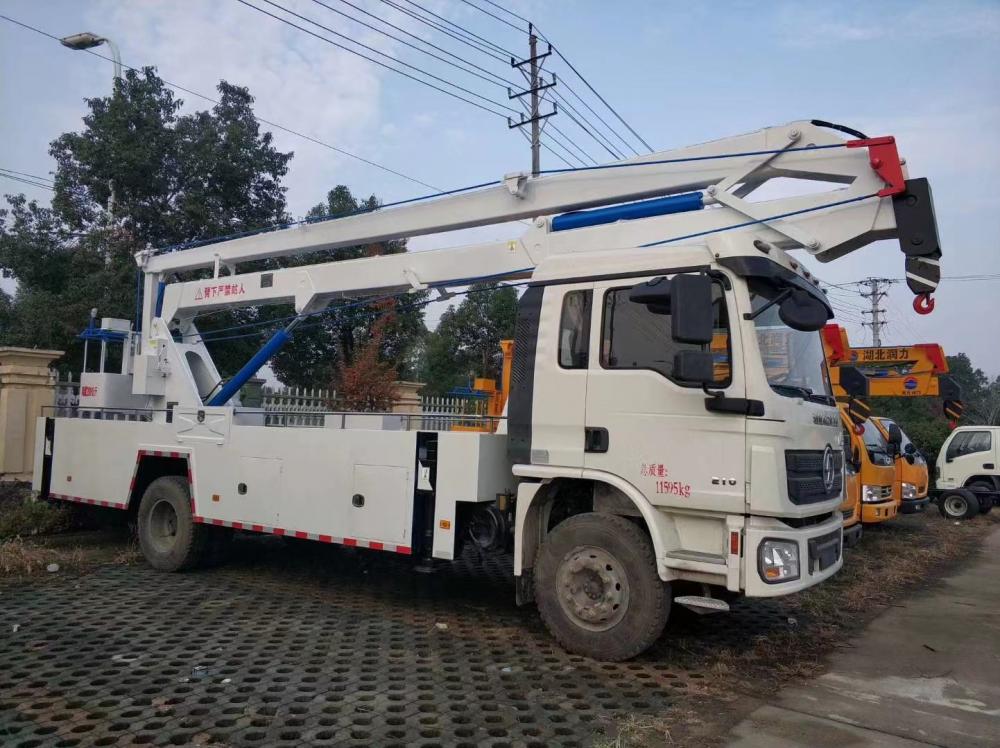 Lift type aerial work vehicle Double cab