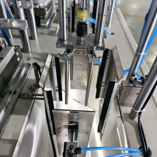 JNX-550S dvigubos stoties kartono termoformavimo mašina