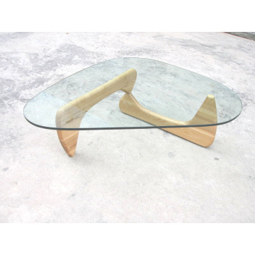 Isamu Noguchi kofje tafel mei glês top