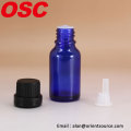 Bottiglie di vetro azzurro con riduttore orifizio a tappo nero