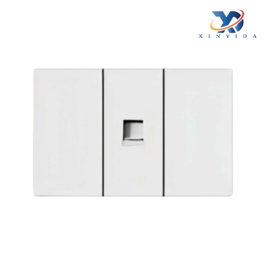 เต้ารับเดี่ยวพร้อมพอร์ต A+A USB