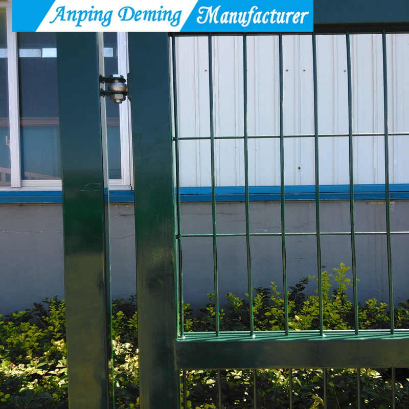 Hot Sale Hot Dipped Galvanized PVC Coated House Gate