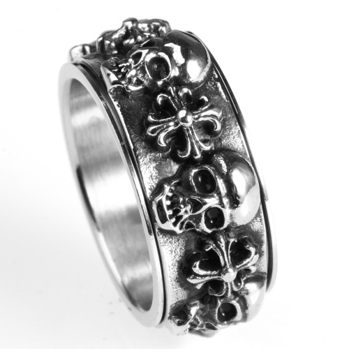skull ring