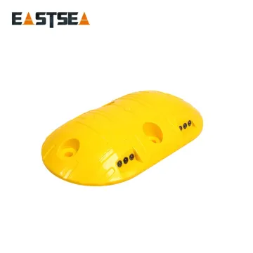 Durable Yellow Reflective Road Studs for Traffic Safety