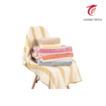 Pineapple Grid Striped Towel