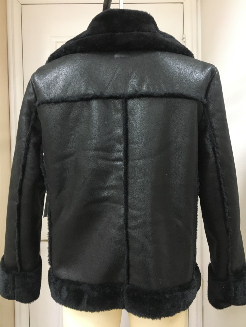 Blouson de moto en peau de mouton retournée en similicuir noir