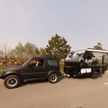 Férias de luxo fora da estrada Trailer de campista barato moderno