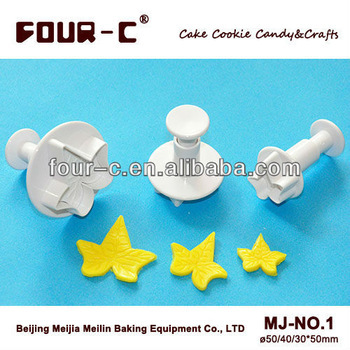 Veined maple leaf pastry plunger cutter