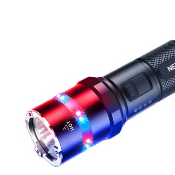 Nextorch P83 1300lm USB C lampe de poche tactique rechargeable avec signaux d'avertissement rouges et bleus