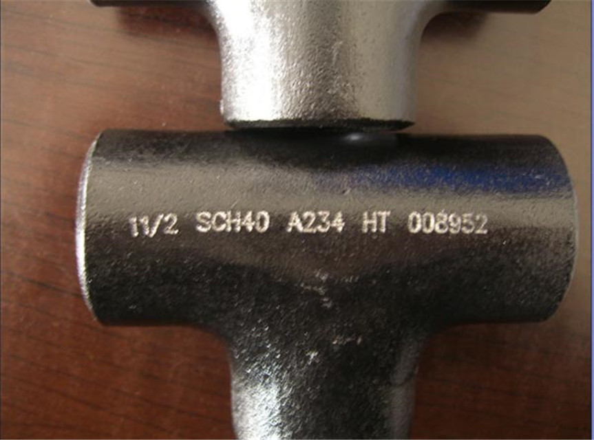 Tuyau d&#39;acier au carbone ASTMA234-WPB ButtWelding égal à 3 &#39;&#39;