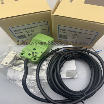 Di stok Sensor Kuadrat Baru Sakelar Proximity PSN30-15AC PSN30-15AO