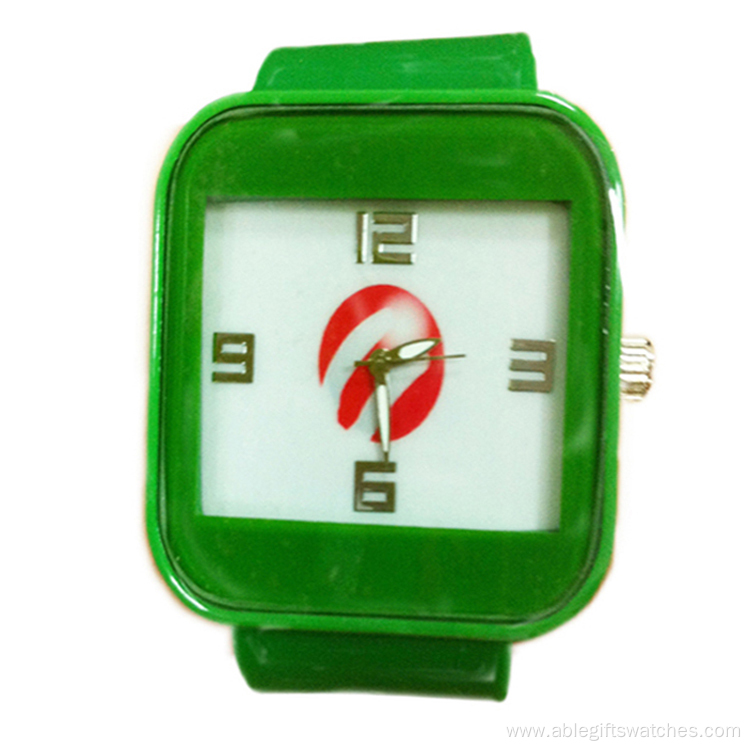 silicone waterproof of sports quartz watch