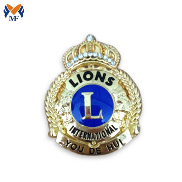 Pin de insignia de oro personalizada en forma de corona