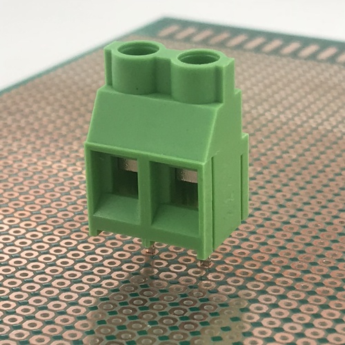 7.62mm 피치 PCB 마운트 30A/300V 나사 단자대