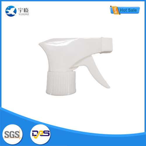 Белый пластиковый распылитель с регулируемым соплом