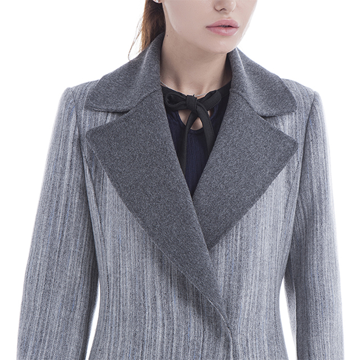 Fashionable grey cashmere winter collar