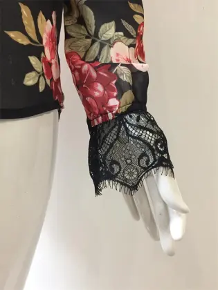 printed chiffon  shirt with Lace