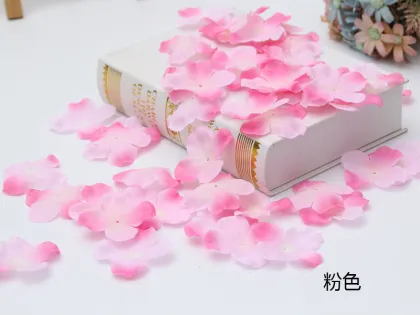 Wholesale Artificial Silk Hydrangea Flower Petals for Weddings