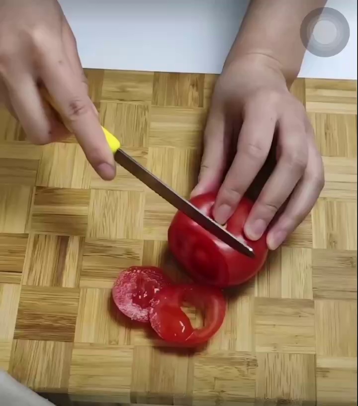 Tomato knife