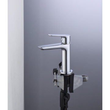 Wall-mounted Modern Basin Faucet Mixer Tap