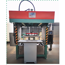 Automatic single-station feeding forming machine