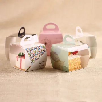 Clear plastic cake slice box