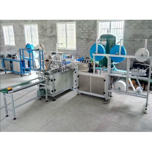 Full automatic disposable face mask make machine produces