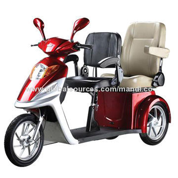 Tandem Scooters with Three Wheels, a Smart Display with the Battery Level Indicator
