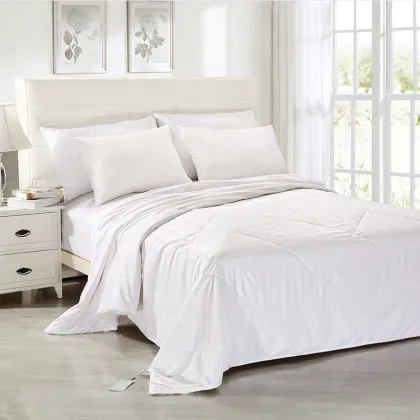 Soft cotton quilt cover for bedroom