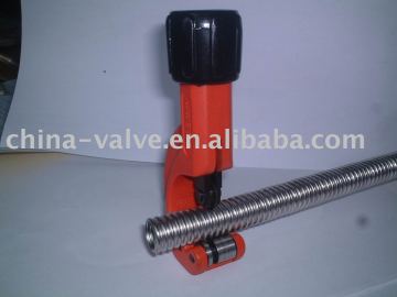 hose pipe cutter tool