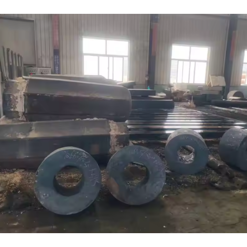 Forgeage Machines pétrolières Machines navales Forgeage