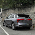 2022 Hongqi E-HS9 660km Changqi Edition