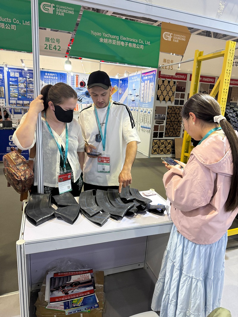 Ruisilaifu Tires Shines at the 2026 Guangzhou Sourcing Fair! Innovative Technology Ignites Booth Popularity
