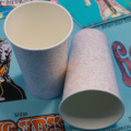 Copos de papel à prova de queimaduras com impressão personalizada para café