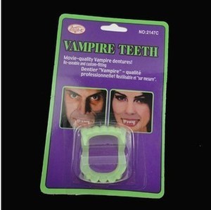2015 Hot Sales Vampire teeth Luminous Dentures Tricky Toys
