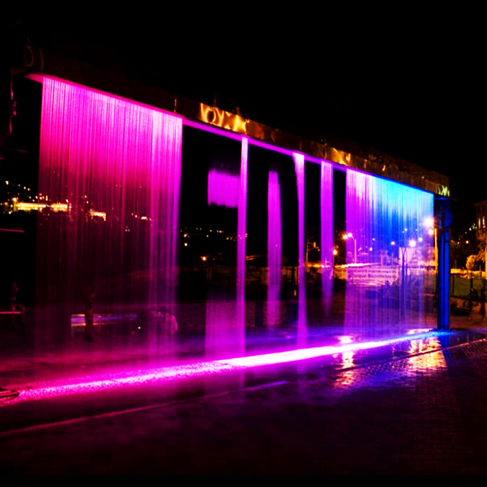 Digital water curtain